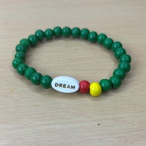 Nice Green 'Dream' Beaded Stretch Bracelet